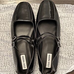 Steve Madden Glossy Black Women’s Mary Jane Loafers size 10, brand new